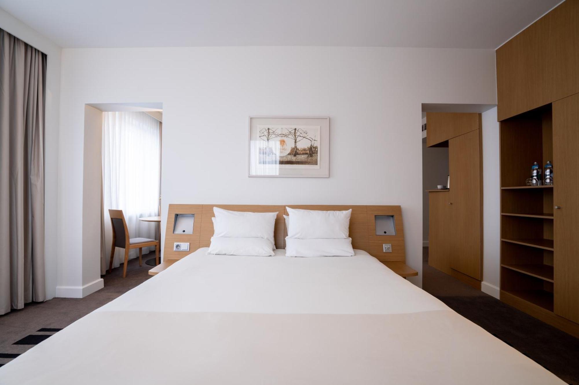 Novotel Centre Hotel Vilna